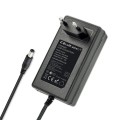 Qoltec Automatyczna ładowarka do akumulatora AGM GEL STD 6V 12V | 1.5A |Prostownik z sygnalizatorem LED