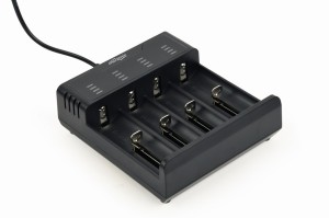 Gembird Ładowarka akumulatorów USB Ni-MH + Li-ion, czarna